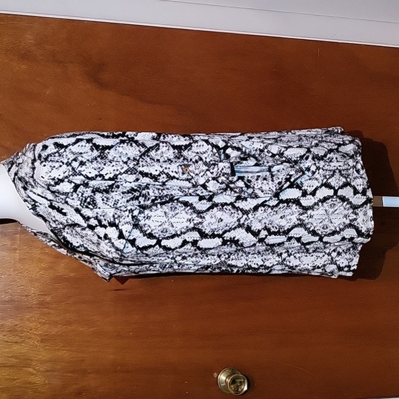 Nwot Calvin Klien Snake Print Soft Strecty Zipper Front Faux Pockets Size Large - Picture 2 of 8